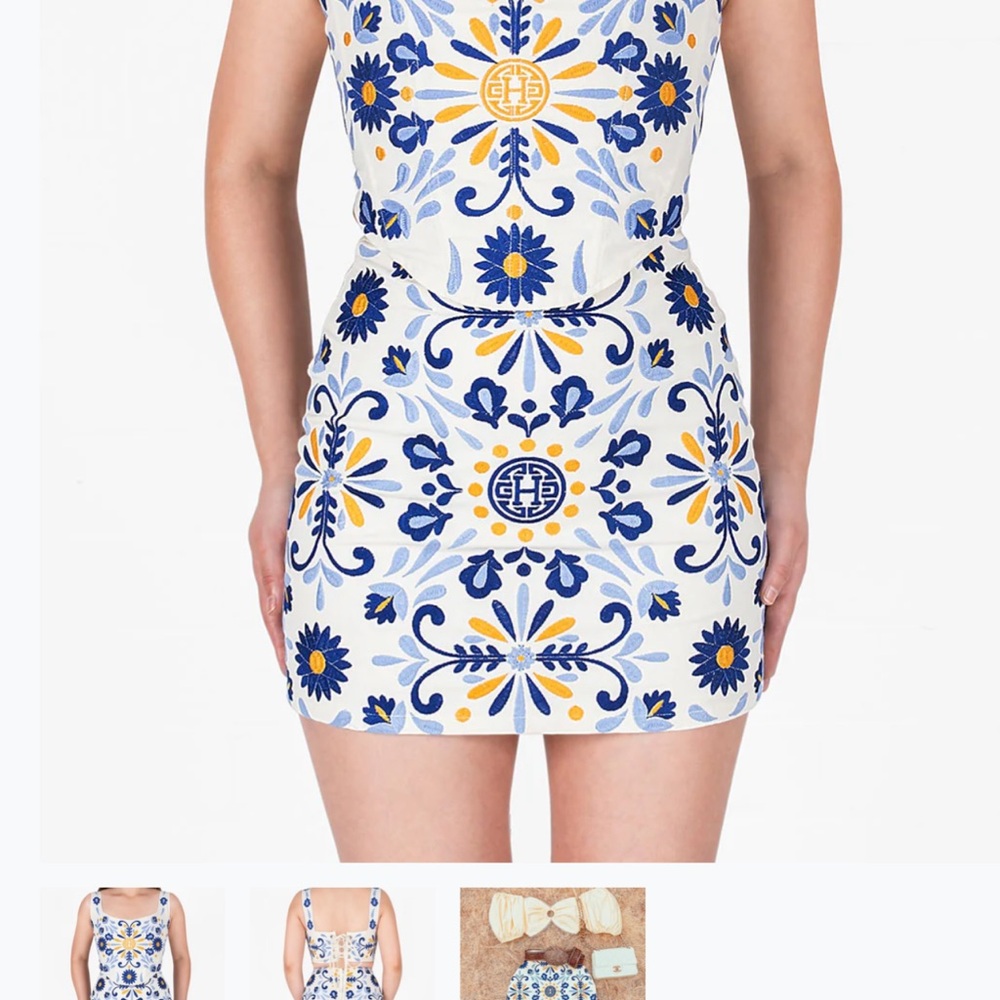 Elegant Floral Mini Dress in Blue and Yellow